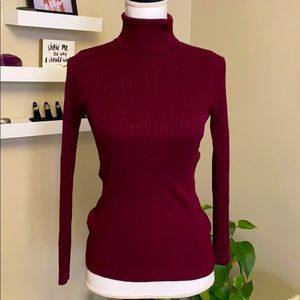 Maroon Turtle Neck